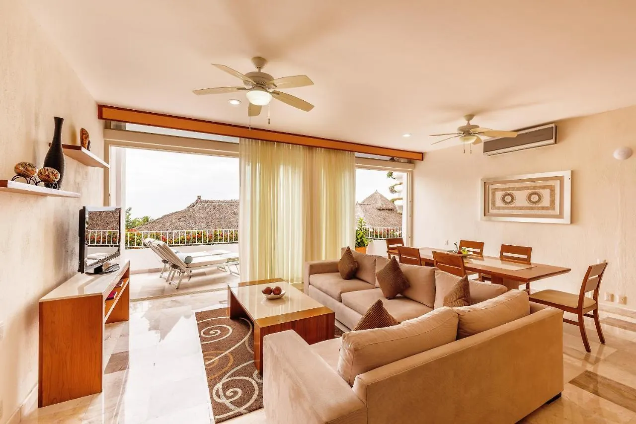 Residences By Grand Miramar Пуэрто-Вальярта